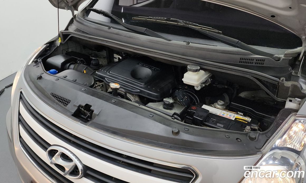 Hyundai Grand Starex фото 6