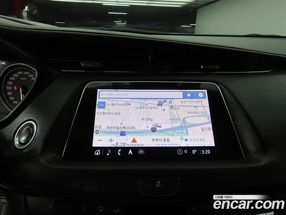 Cadillac XT4 фото 13