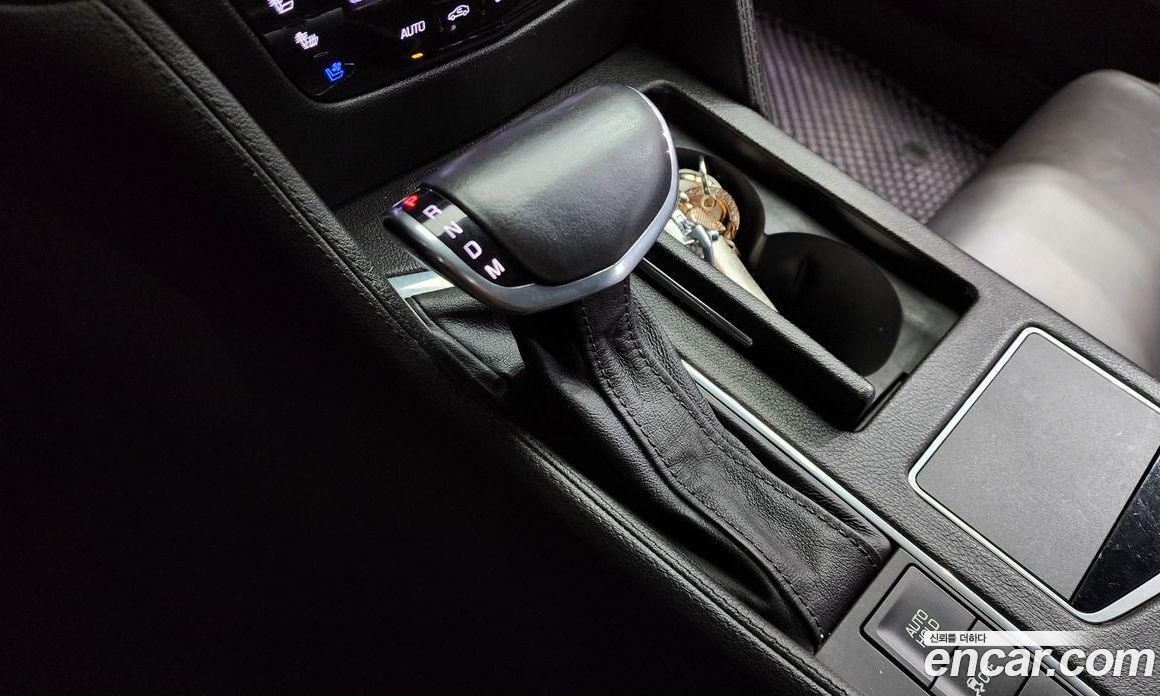 Cadillac CT6 фото 9