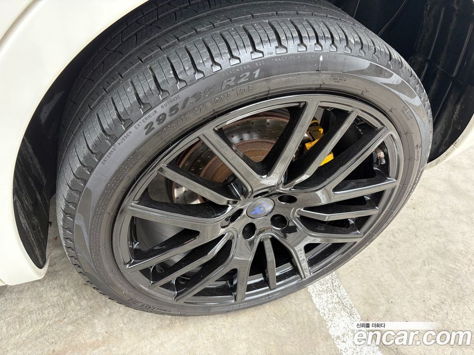 Maserati Levante фото 5