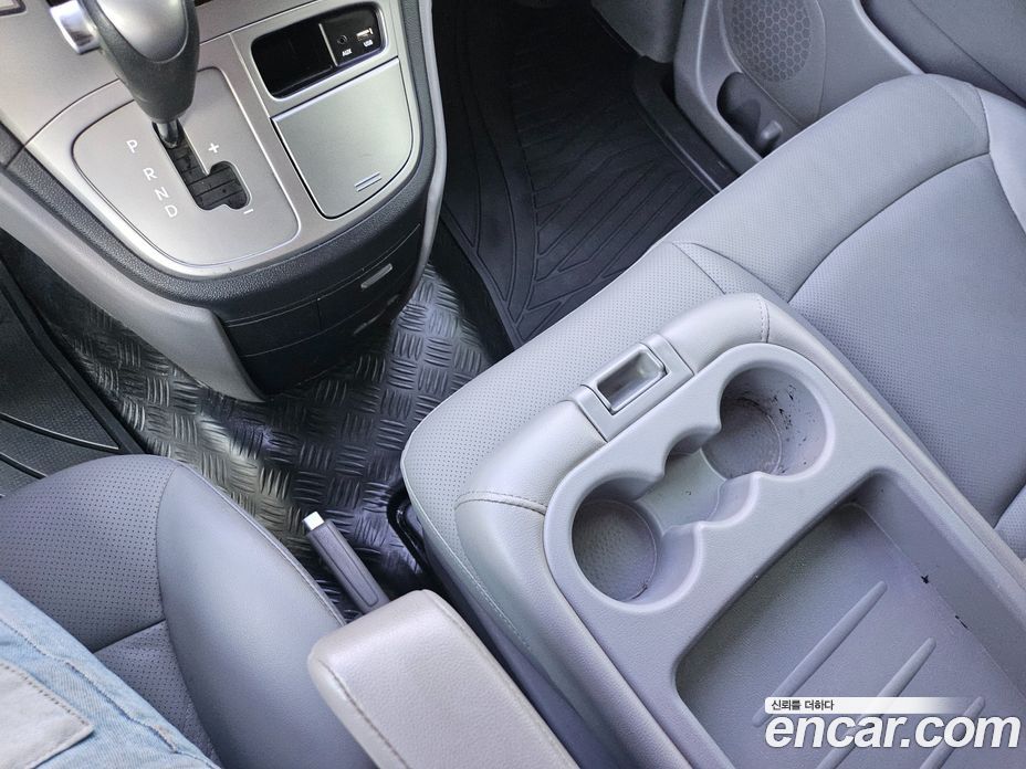 Hyundai Grand Starex фото 12