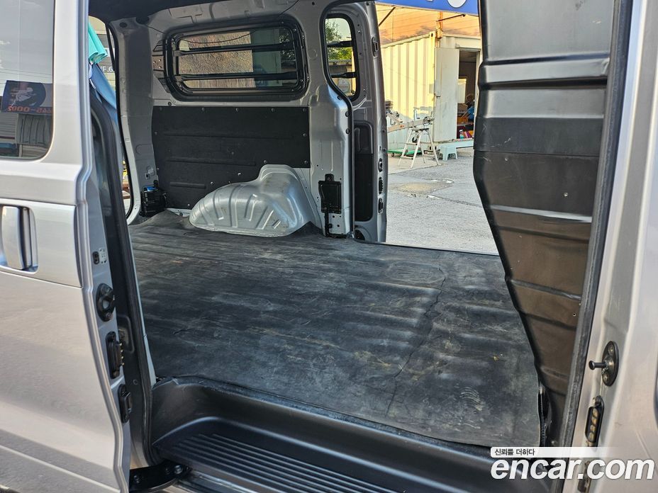 Hyundai Grand Starex фото 18