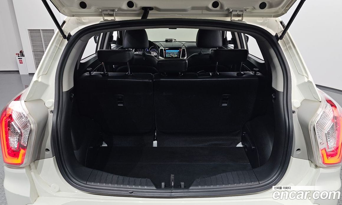 SsangYong (KG Mobility) Tivoli фото 19
