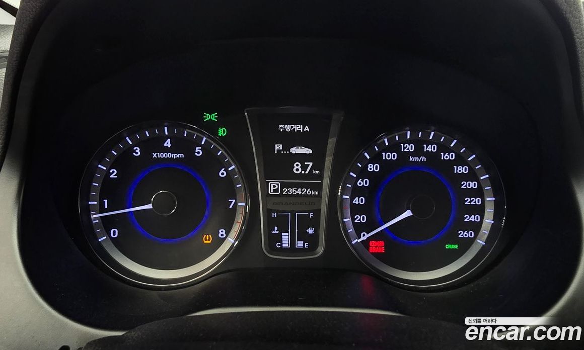 Hyundai Grandeur (HG) фото 8