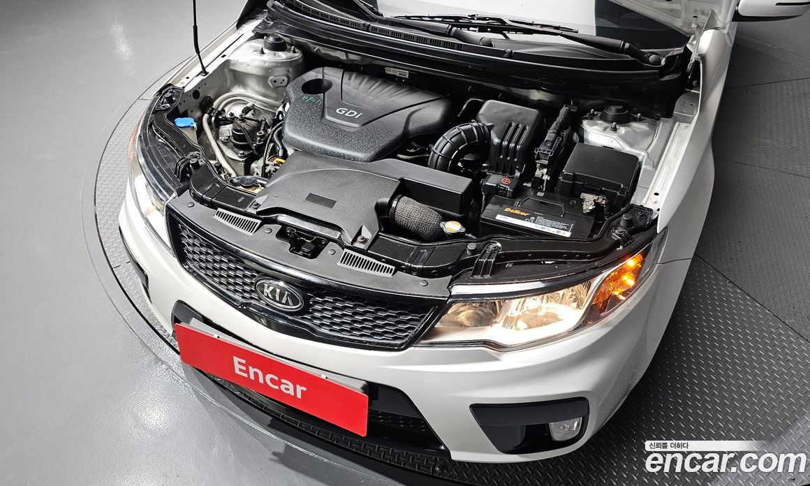 Kia Forte Koup фото 6
