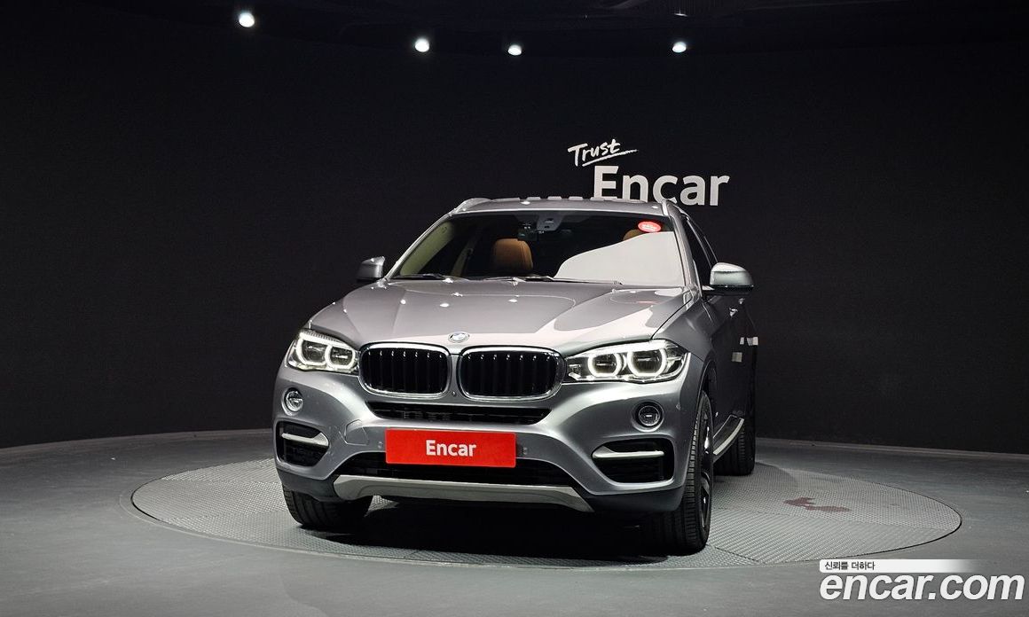 BMW X6 (F16) фото 3