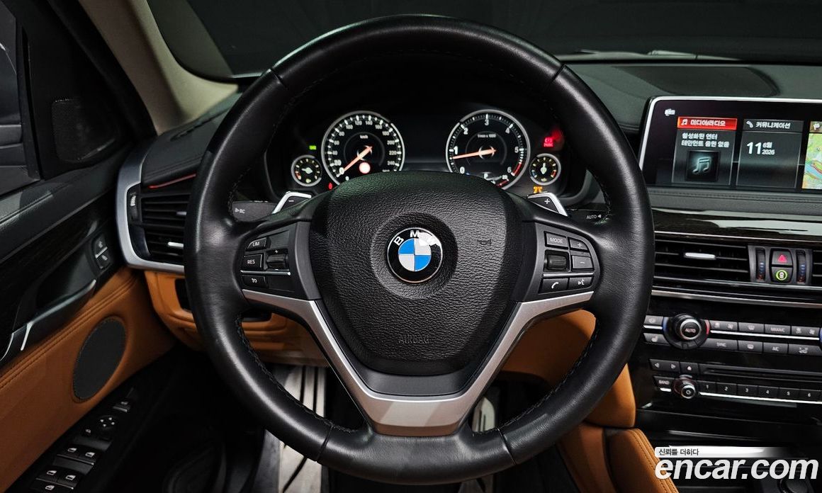 BMW X6 (F16) фото 13