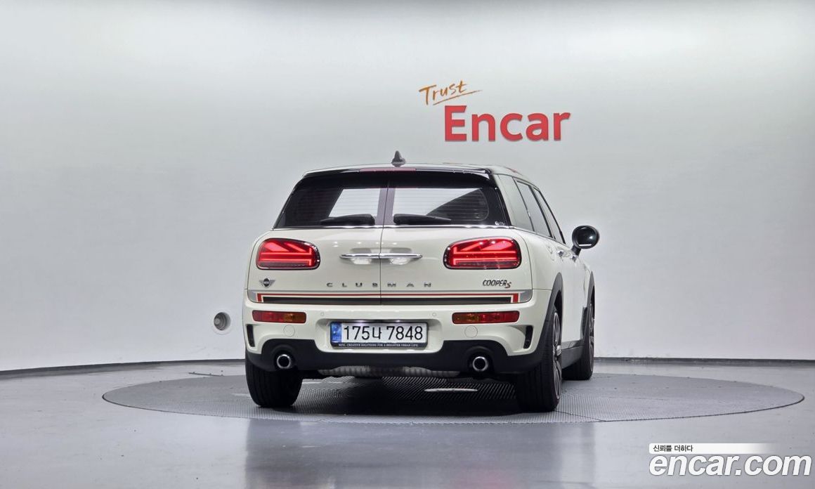 Mini Cooper Clubman S фото 3
