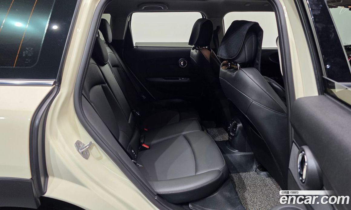 Mini Cooper Clubman S фото 11