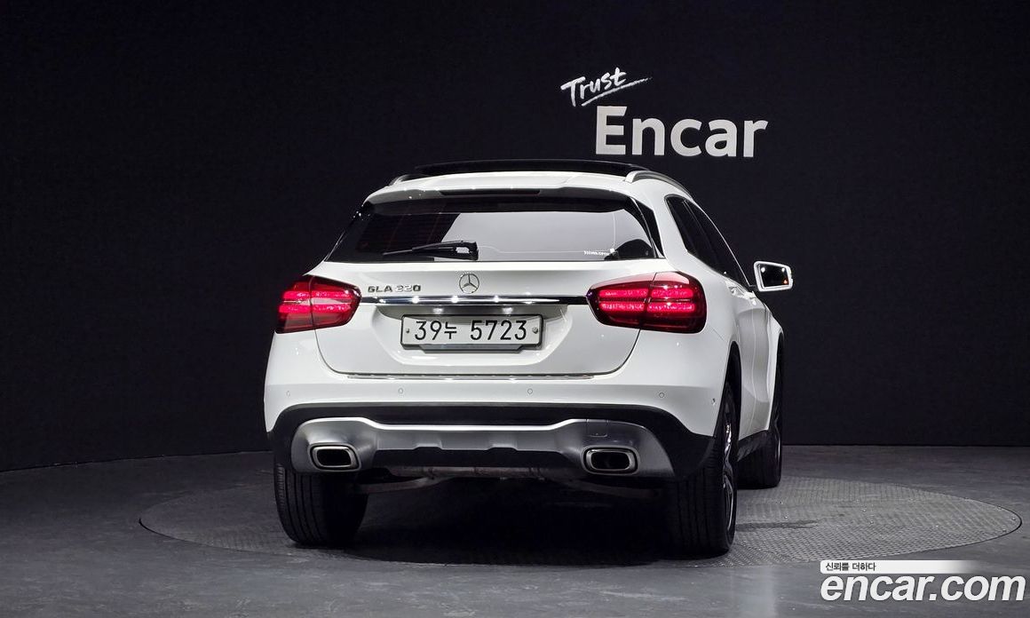 Mercedes-Benz GLA-Class X156 фото 4