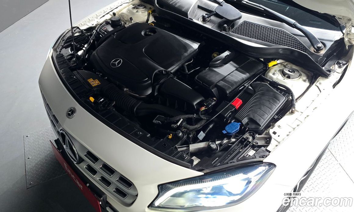 Mercedes-Benz GLA-Class X156 фото 6