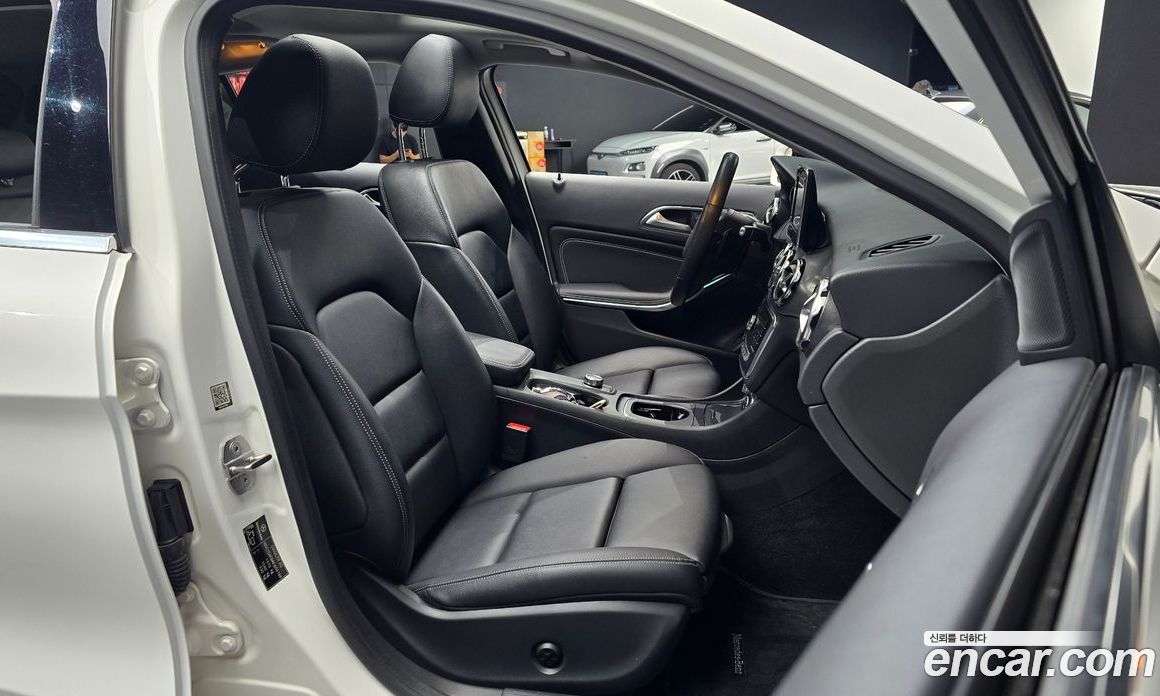 Mercedes-Benz GLA-Class X156 фото 10