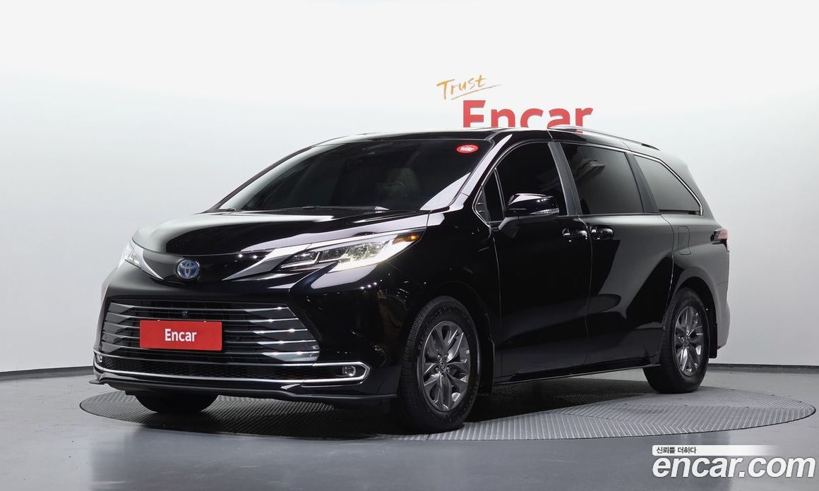 Toyota Sienna 4th Gen