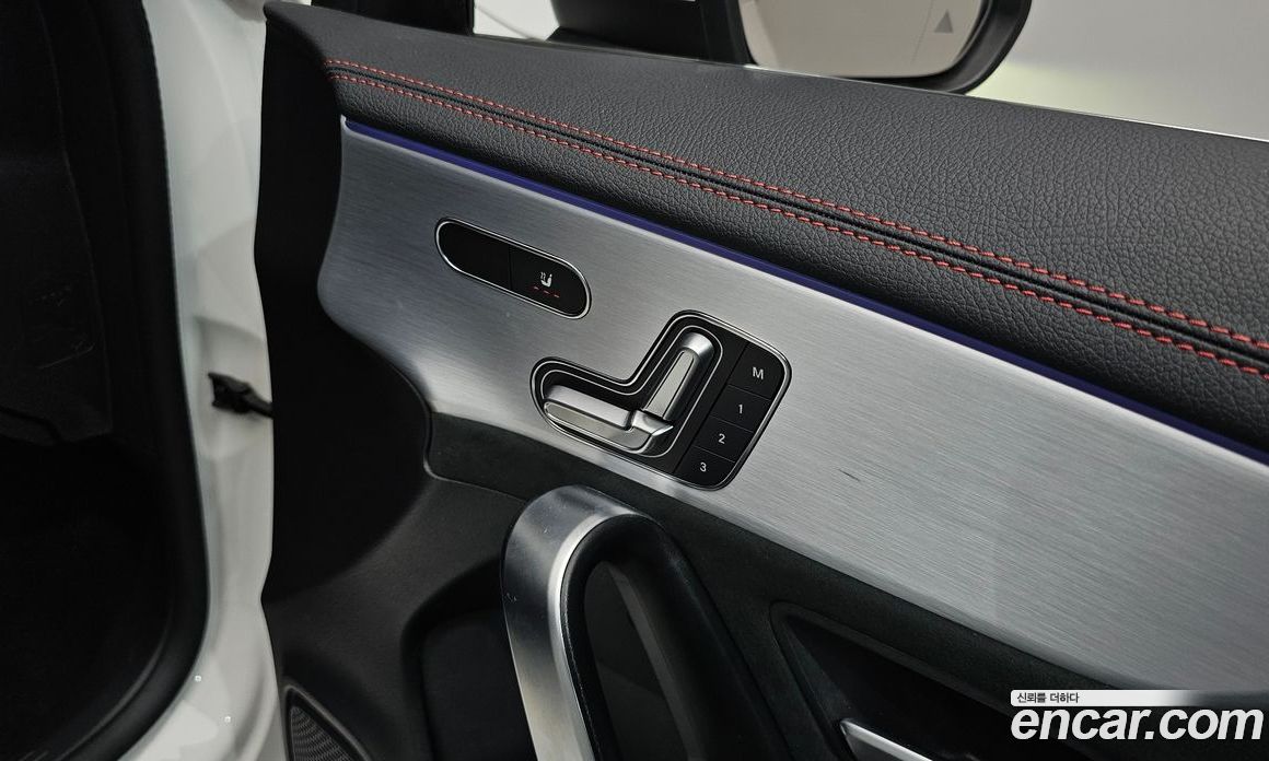 Mercedes-Benz CLA-Class C11 фото 32