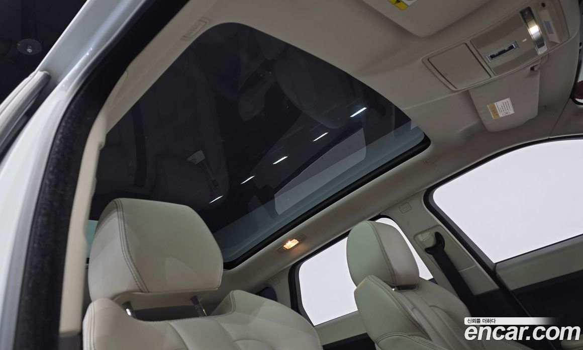 Land Rover Range Rover Evoque фото 19