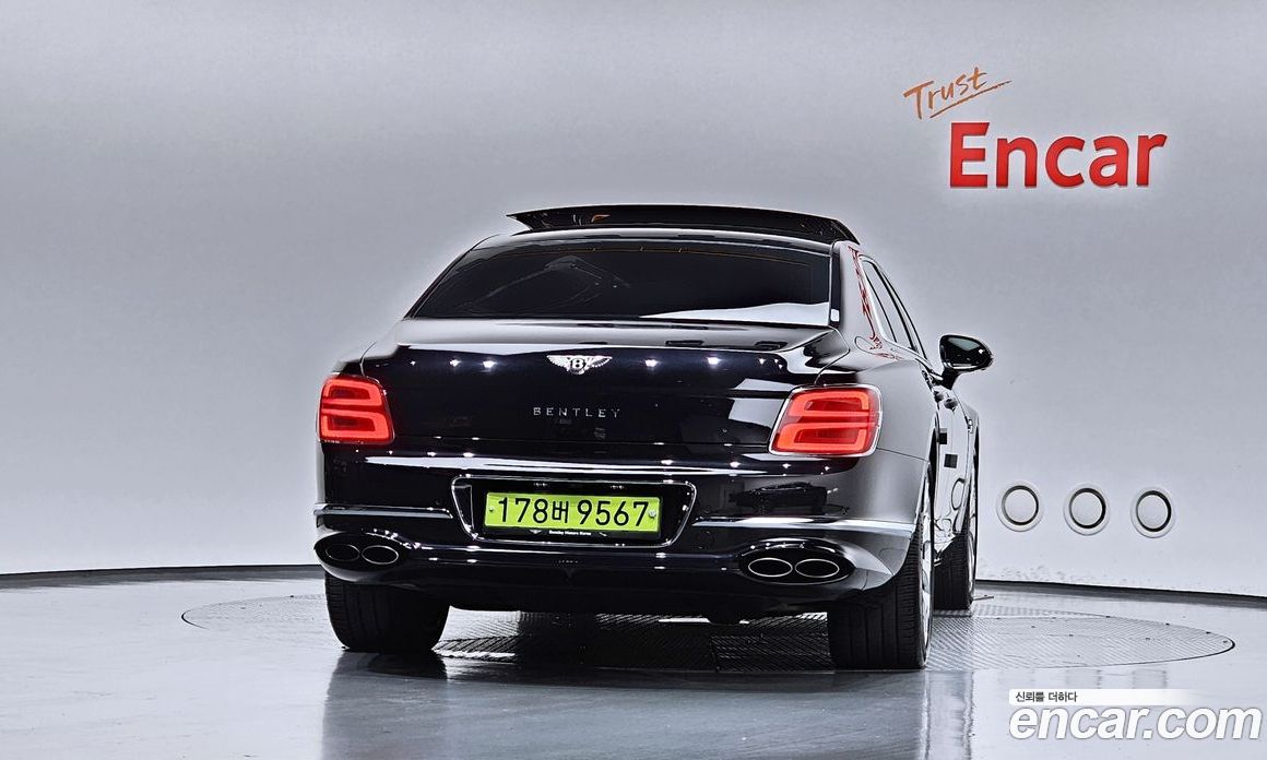 Bentley Flying Spur 3rd Gen фото 4