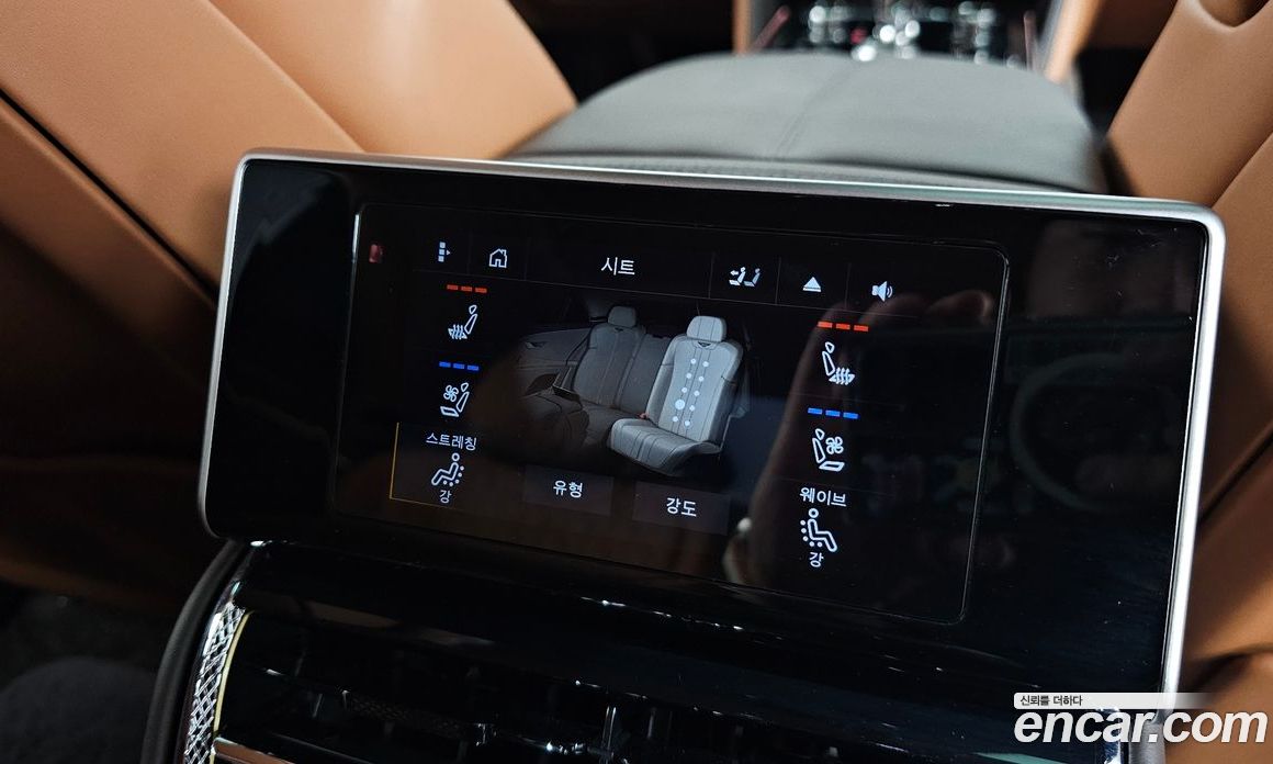 Bentley Flying Spur 3rd Gen фото 38