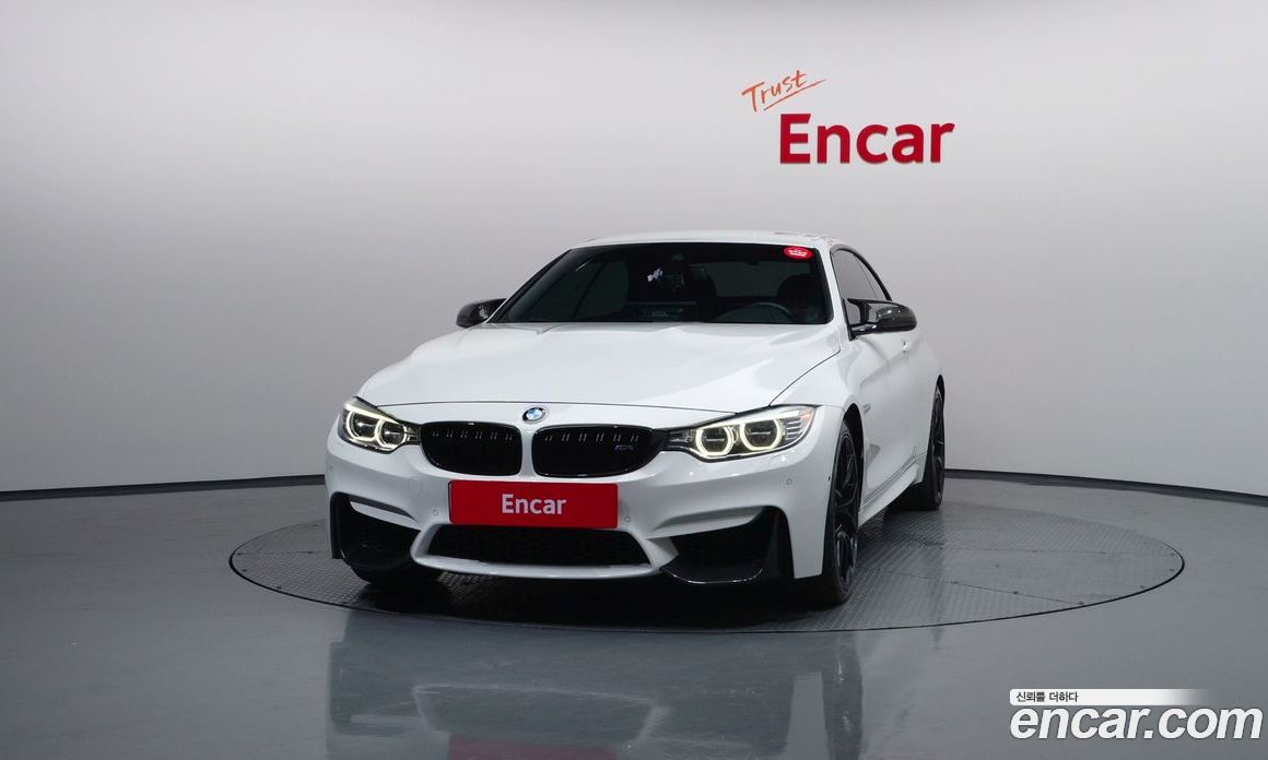 BMW M4 (F82) фото 3