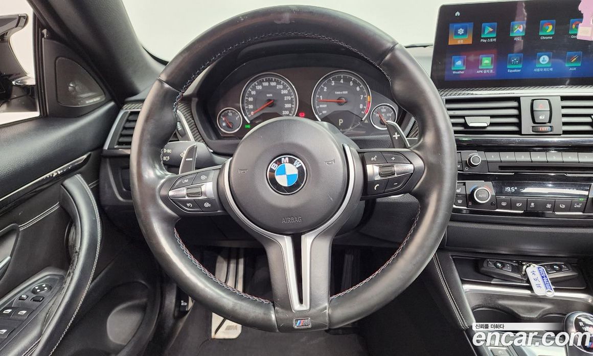 BMW M4 (F82) фото 12