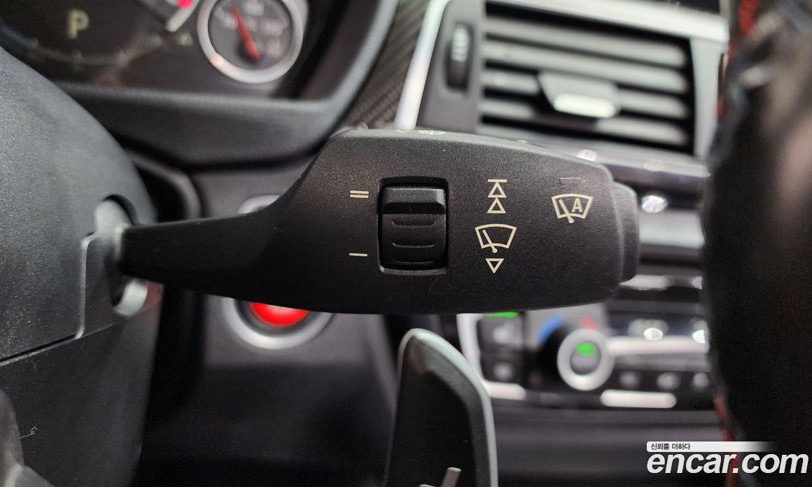 BMW M4 (F82) фото 19