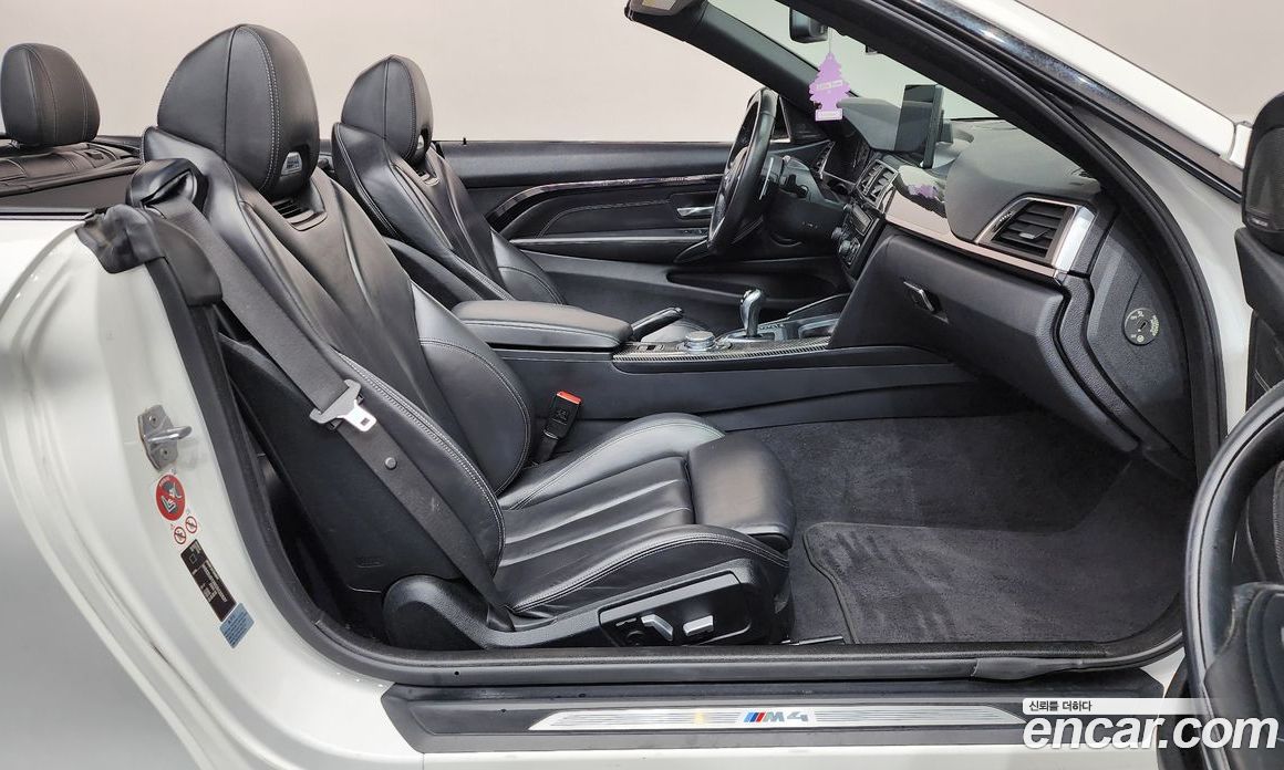 BMW M4 (F82) фото 26