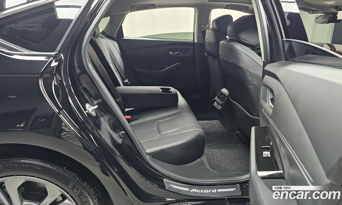 Honda Accord 11th Gen фото 11