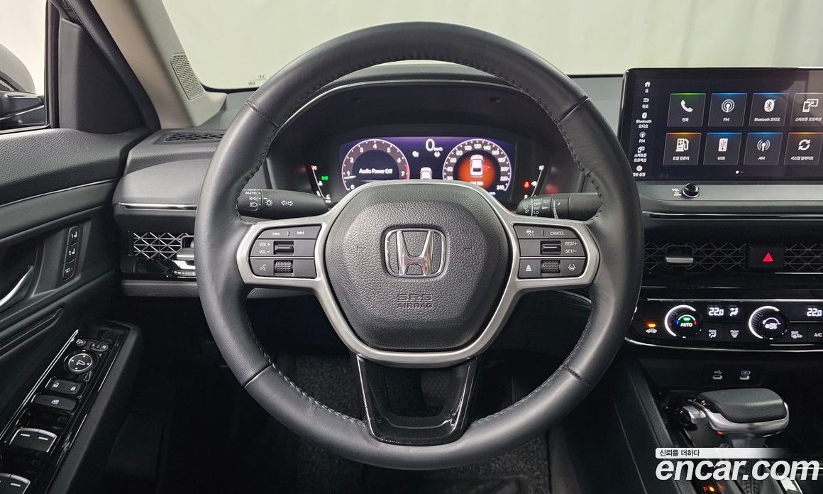 Honda Accord 11th Gen фото 13