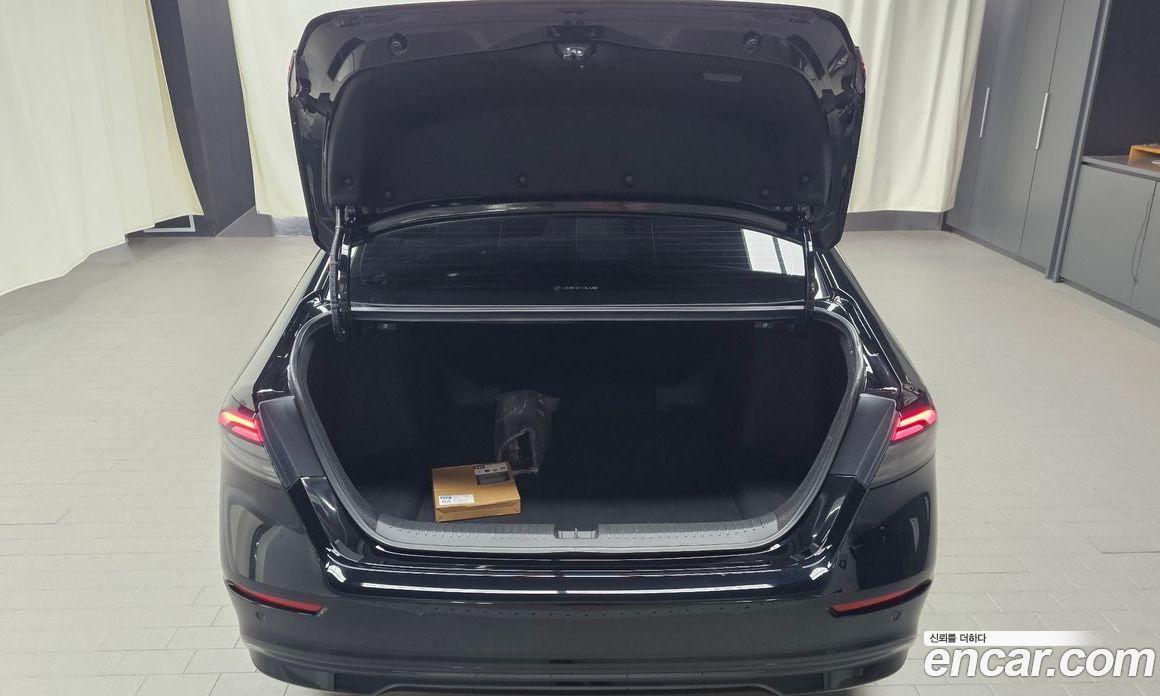 Honda Accord 11th Gen фото 15