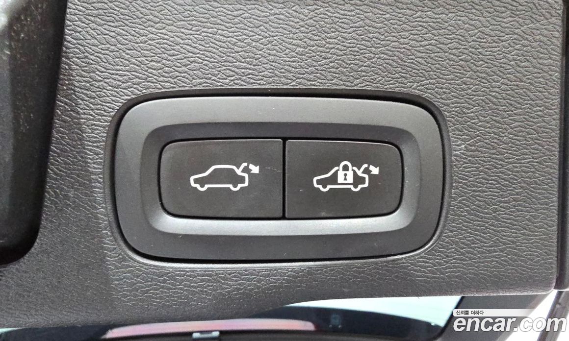 Volvo XC60 2nd Gen фото 29