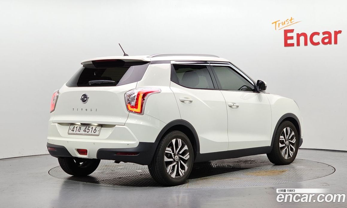 SsangYong (KG Mobility) Tivoli Amo фото 2