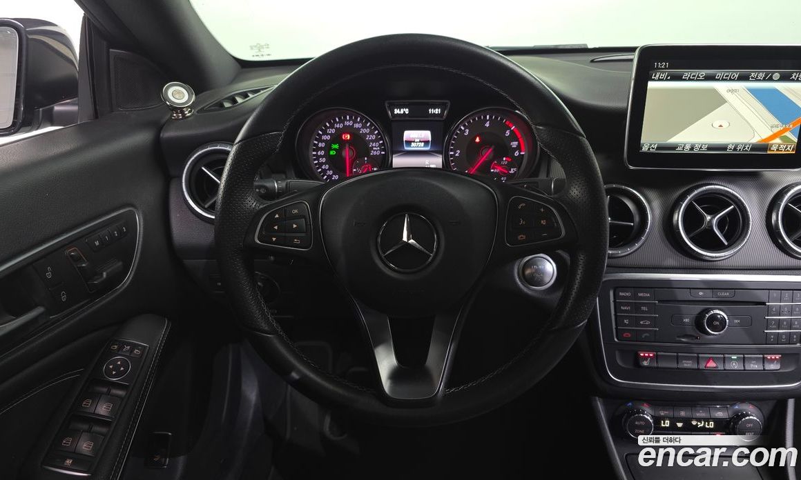 Mercedes-Benz CLA-Class C117 фото 13