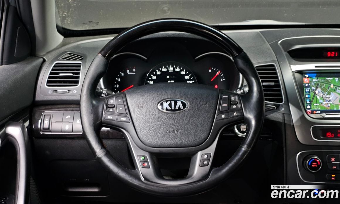 Kia Sorento 2nd Gen Restyling фото 14
