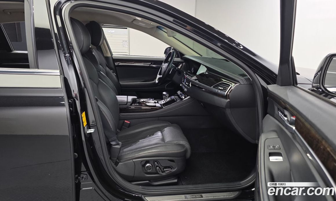 Genesis G90 фото 12