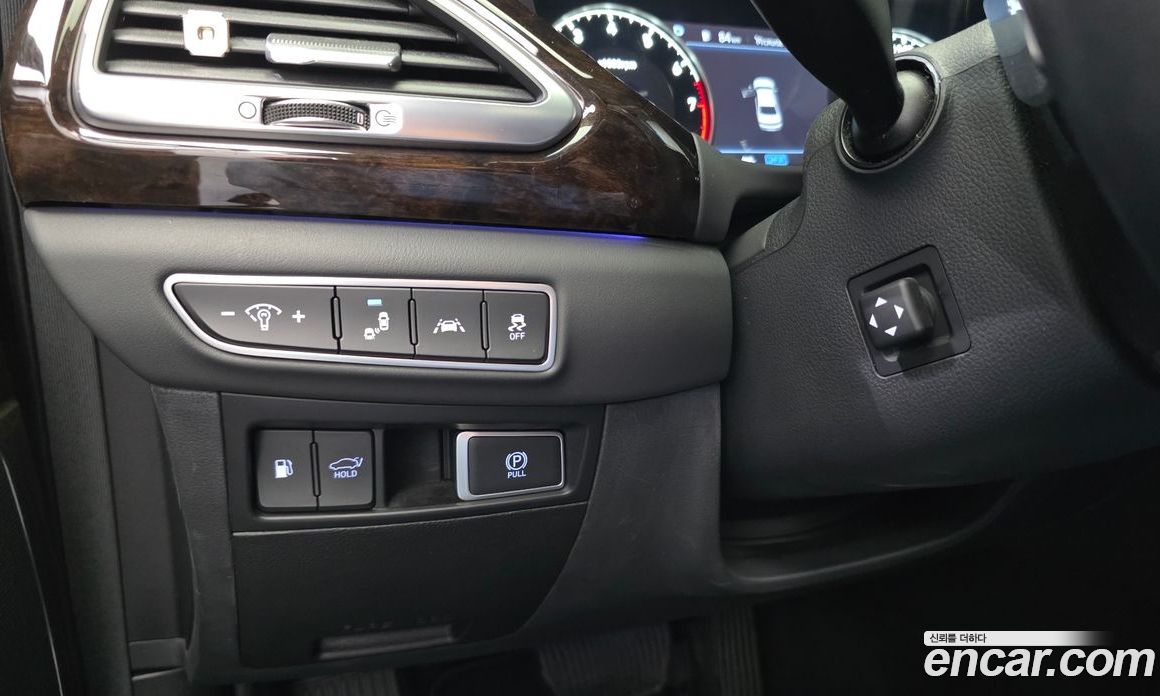 Genesis G90 фото 13