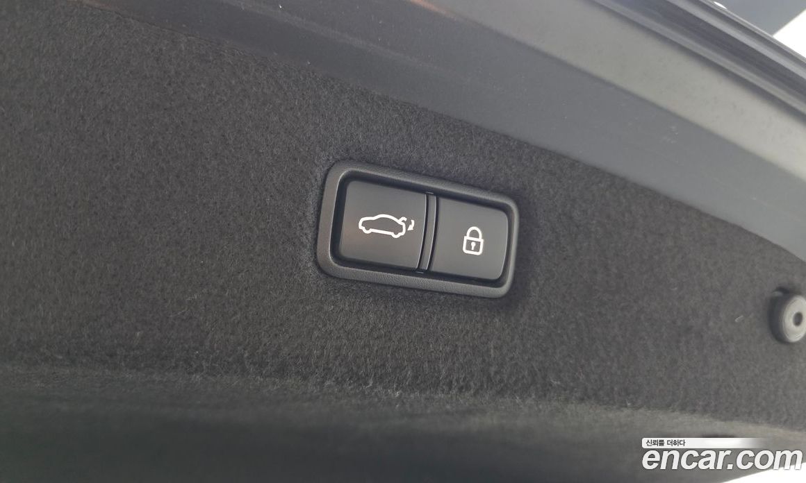 Genesis G90 фото 20