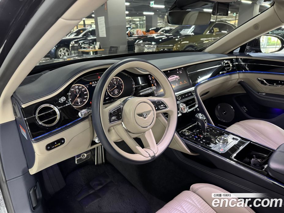 Bentley Flying Spur 3rd Gen фото 4
