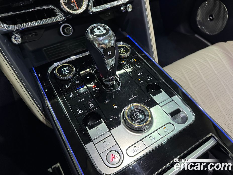 Bentley Flying Spur 3rd Gen фото 10