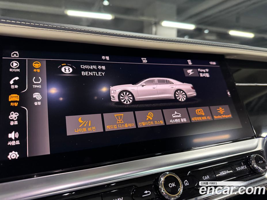 Bentley Flying Spur 3rd Gen фото 11