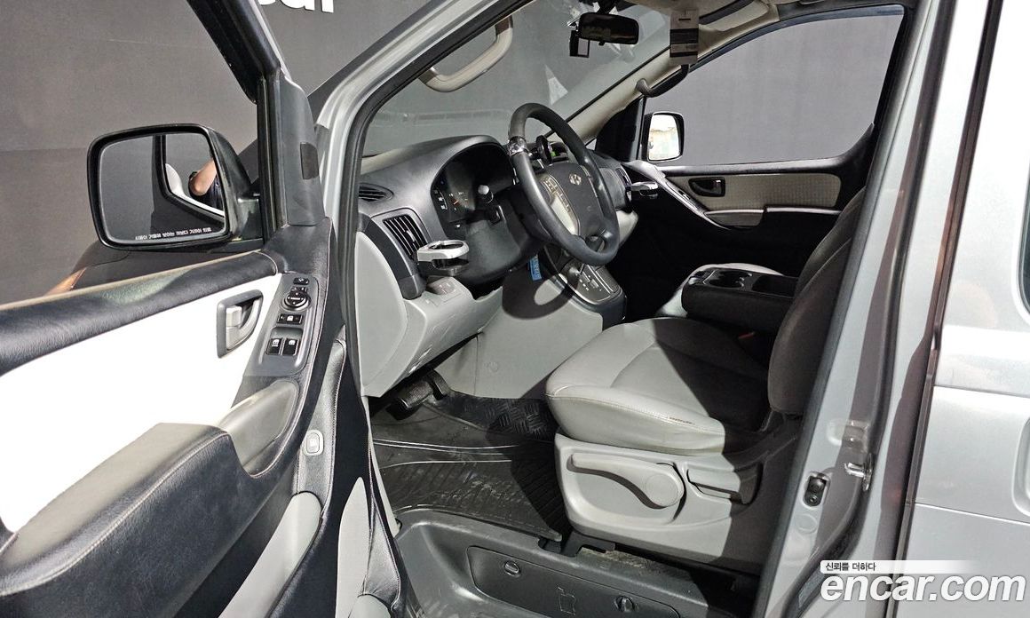 Hyundai Grand Starex фото 10