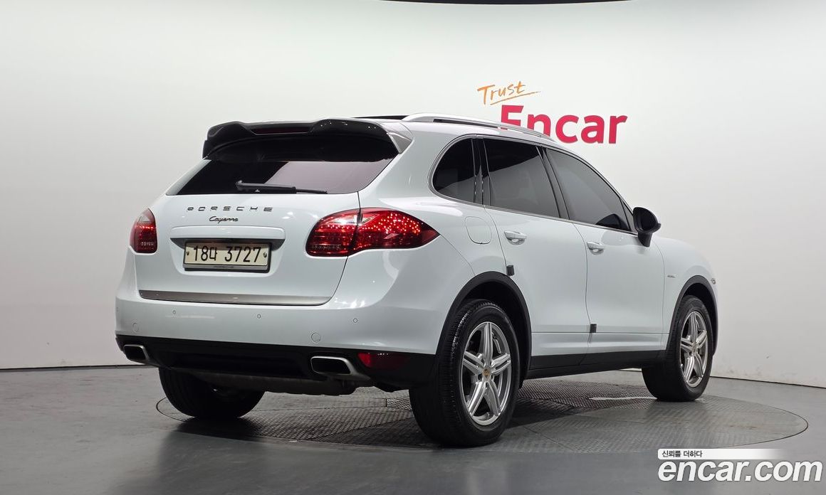 Porsche Cayenne 2nd Gen фото 2