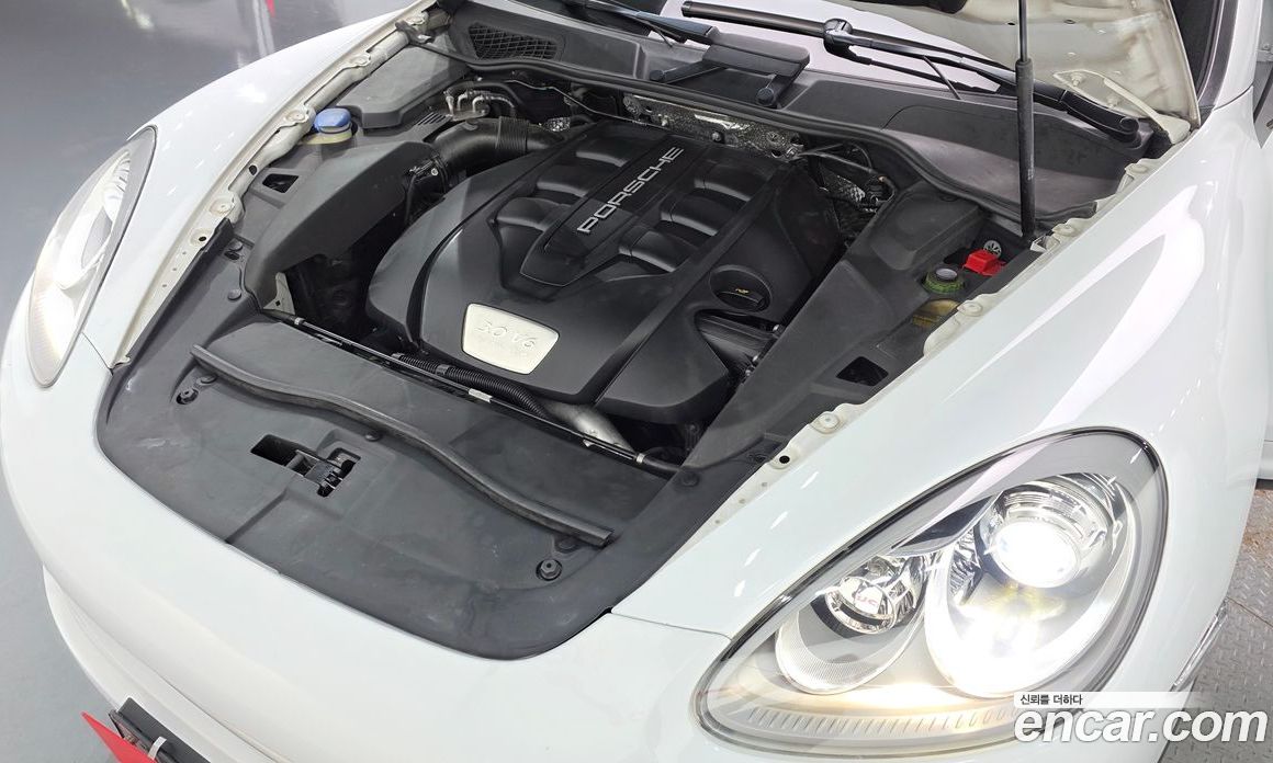Porsche Cayenne 2nd Gen фото 6