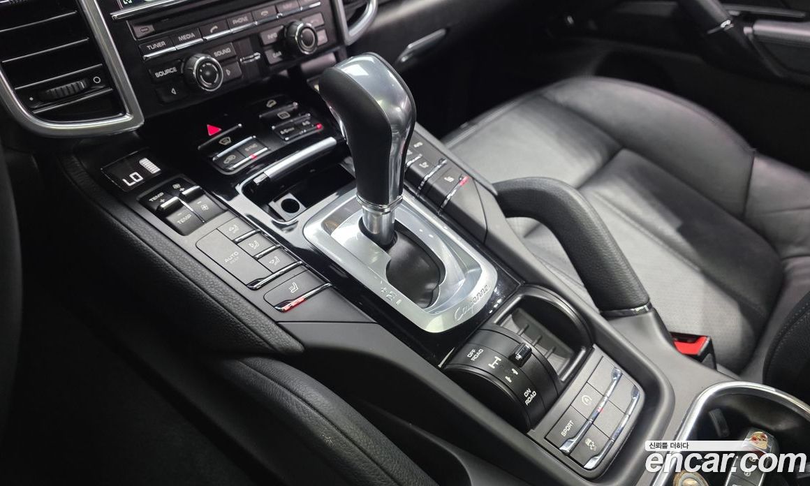 Porsche Cayenne 2nd Gen фото 9