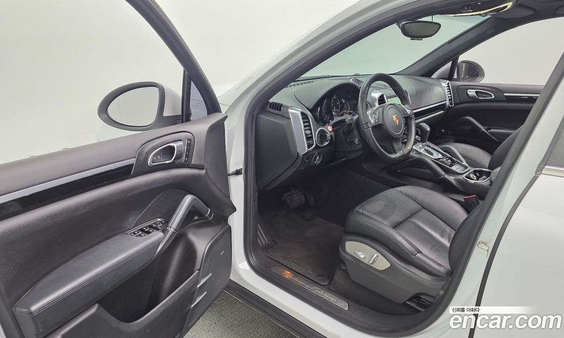 Porsche Cayenne 2nd Gen фото 10