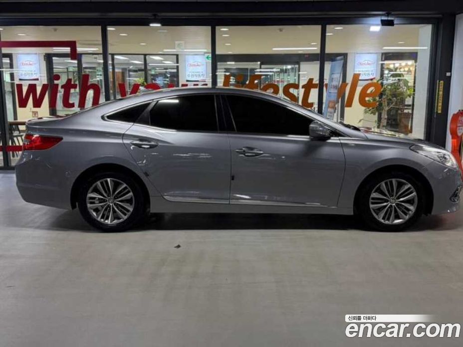 Hyundai Grandeur (HG) фото 3
