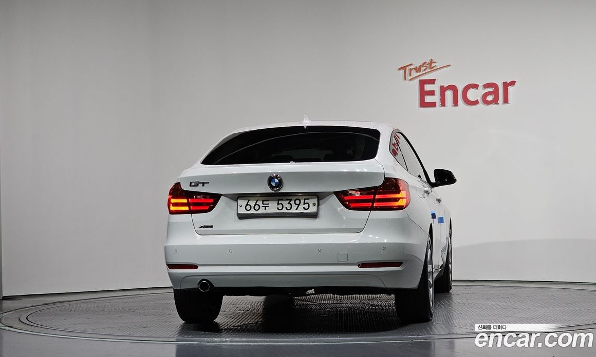 BMW Series GT (F34) фото 4