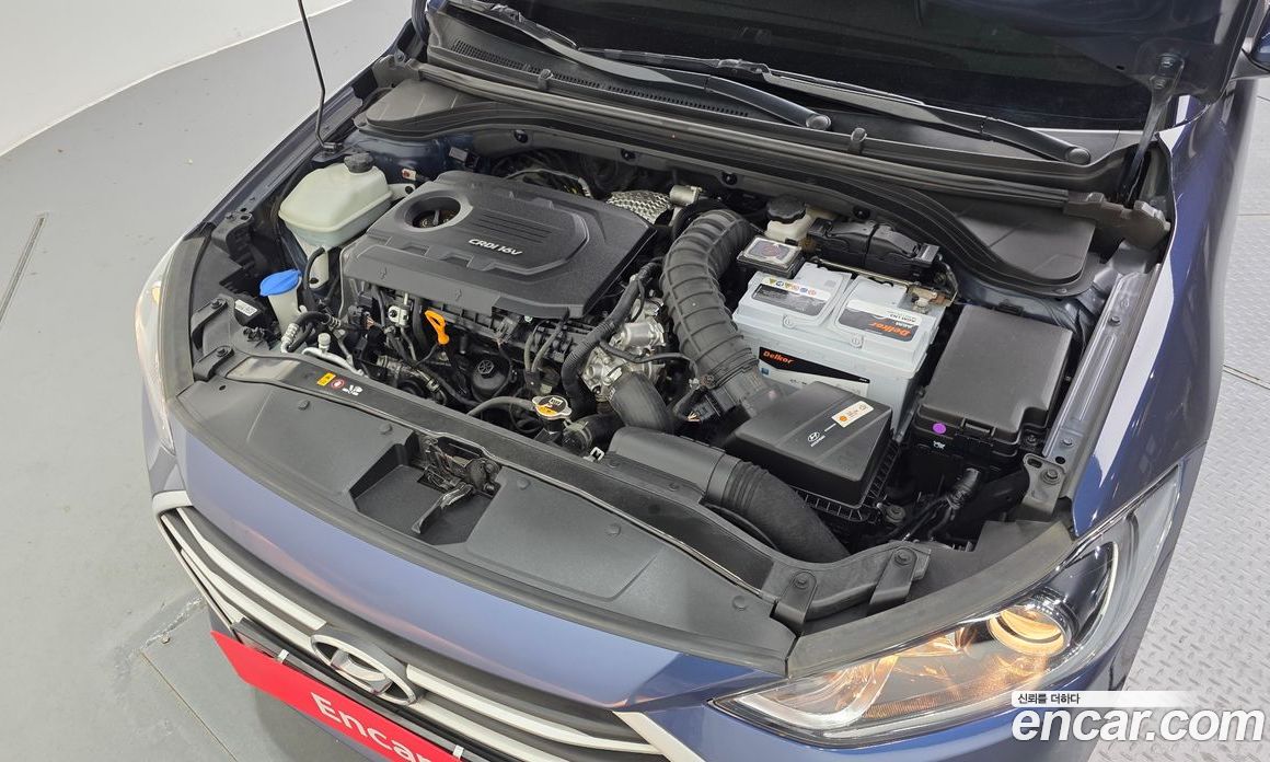 Hyundai Avante (AD) 6th Gen фото 6