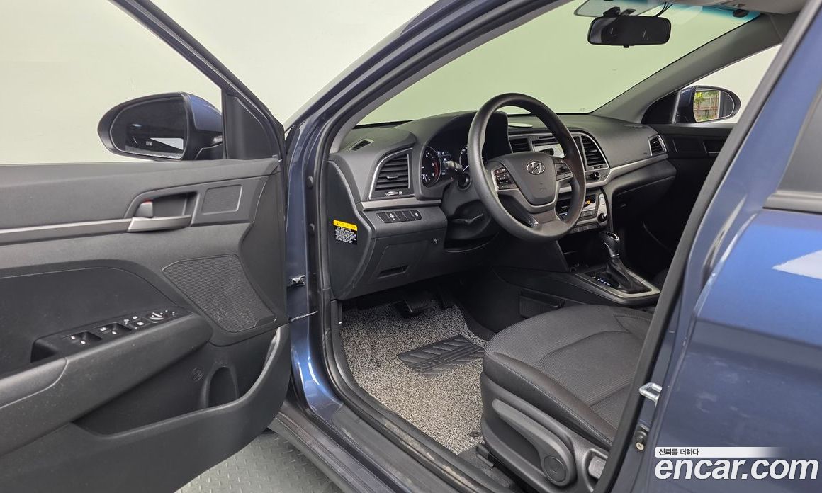 Hyundai Avante (AD) 6th Gen фото 10