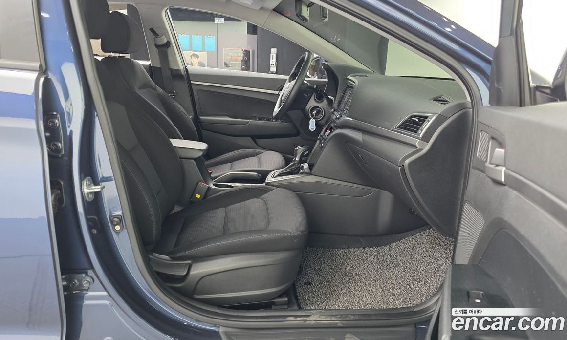 Hyundai Avante (AD) 6th Gen фото 11