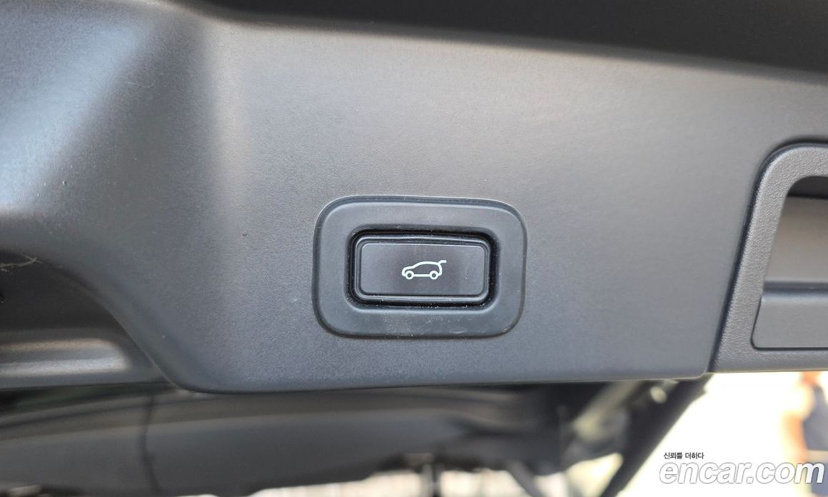 Land Rover Range Rover Evoque 2nd Gen фото 26