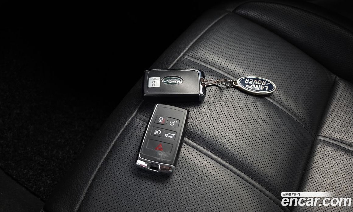Land Rover Range Rover Evoque 2nd Gen фото 31